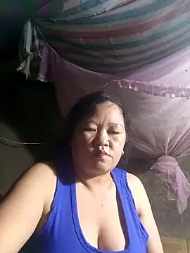 Snapshot of riso-00 chatting on September 30, 2025, 3:51 pm riso-00 online show from September 30, 2025, 3:51 pm