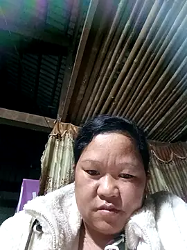 Snapshot of riso-00 chatting on October 24, 2025, 4:50 pm riso-00 online show from October 24, 2025, 4:50 pm