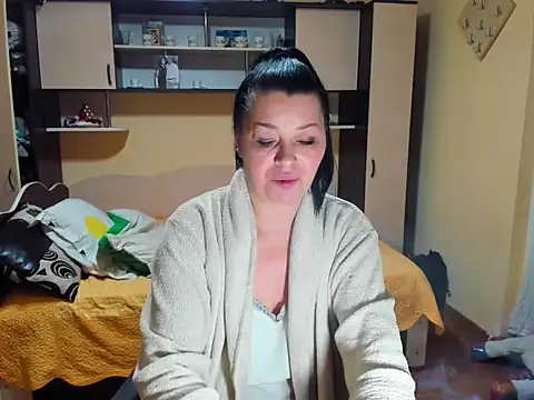 Soffy Skye online show from February 17, 2026, 4:54 am