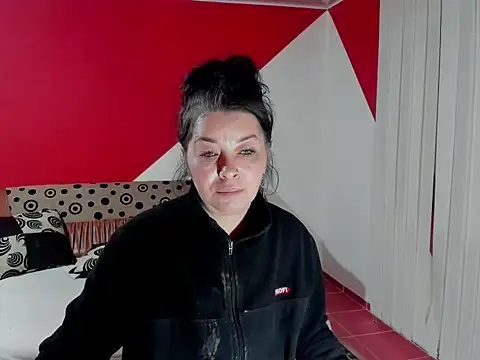 Soffy Skye online show from November 14, 2025, 4:27 am