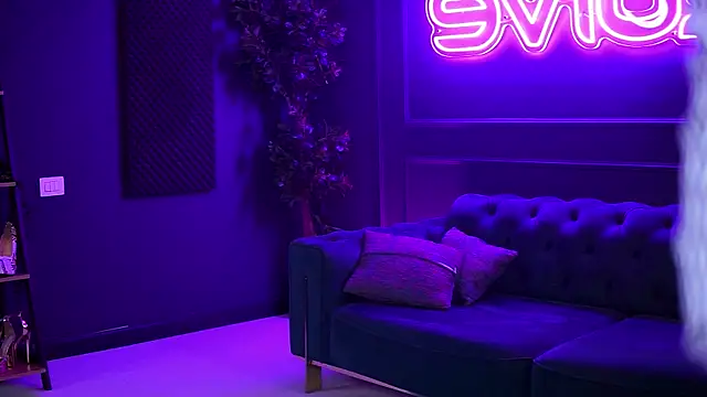 YuliaDesirevska online show from November 2, 2025, 8:14 pm