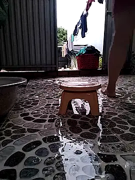 Lauraa-a online show from October 20, 2025, 11:16 pm