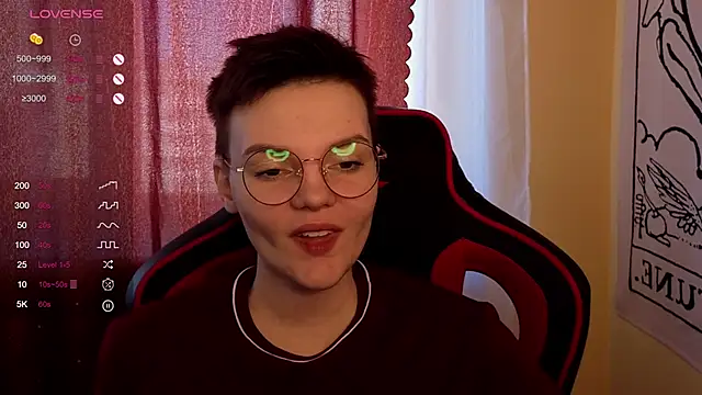 Snapshot of KrisNeal chatting on October 1, 2025, 9:47 am KrisNeal online show from October 1, 2025, 9:47 am