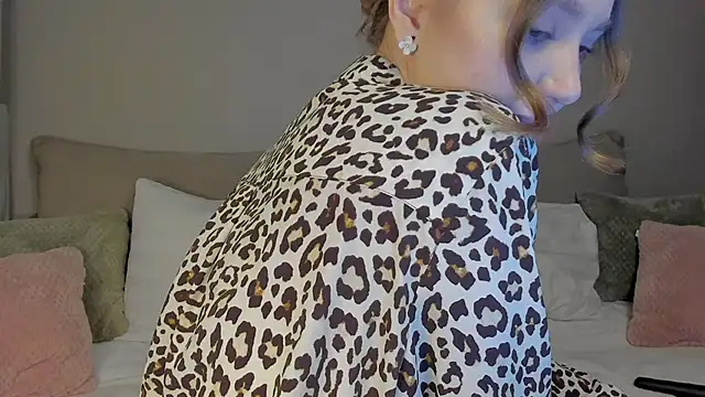 Snapshot of Stefa_Evans chatting on September 26, 2025, 7:10 pm Stefa Evans online show from September 26, 2025, 7:10 pm