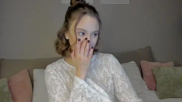 Snapshot of Stefa_Evans chatting on September 17, 2025, 3:36 pm Stefa Evans online show from September 17, 2025, 3:36 pm