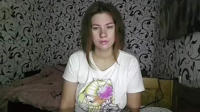 Snapshot of YourEmilie chatting on September 19, 2025, 9:08 pm YourEmilie online show from September 19, 2025, 9:08 pm