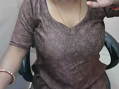 bold naina online show from January 9, 2026, 4:41 am