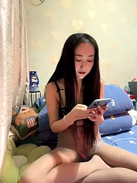 xiuchun100 online show from December 3, 2025, 12:15 pm