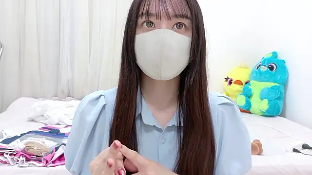  Mia land  online show from March 23, 2026, 1:44 pm