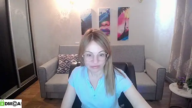 Snapshot of shy_hot_cat chatting on October 27, 2025, 6:14 am shy hot cat online show from October 27, 2025, 6:14 am