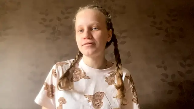 Snapshot of GlyndaCaver chatting on October 4, 2025, 10:50 am GlyndaCaver online show from October 4, 2025, 10:50 am