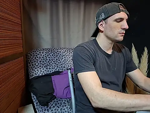 ObeyLust online show from October 30, 2025, 4:33 am