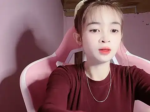 Snapshot of Suna7383 chatting on November 18, 2025, 4:10 pm Suna7383 online show from November 18, 2025, 4:10 pm