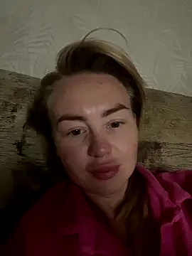 MartaLuna  online show from October 1, 2025, 7:18 pm