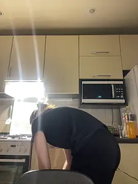 Snapshot of MartaLuna_ chatting on March 1, 2026, 6:41 pm MartaLuna online show from March 1, 2026, 6:41 pm