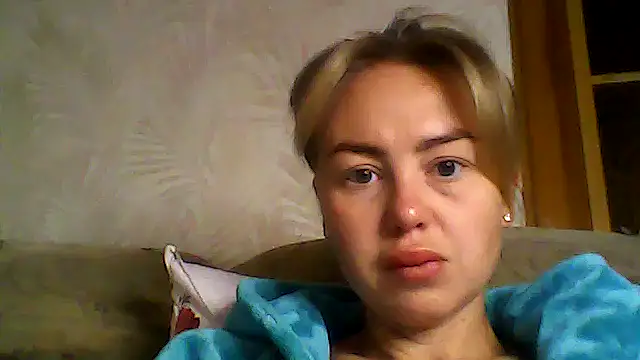 MartaLuna  online show from September 29, 2025, 7:37 am