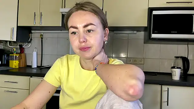 MartaLuna  online show from March 19, 2026, 2:50 pm