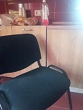 dani0069 online show from September 19, 2025, 3:16 pm