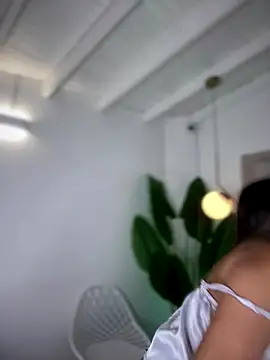 Snapshot of MayaMoanXXX chatting on October 6, 2025, 1:12 pm MayaMoanXXX online show from October 6, 2025, 1:12 pm