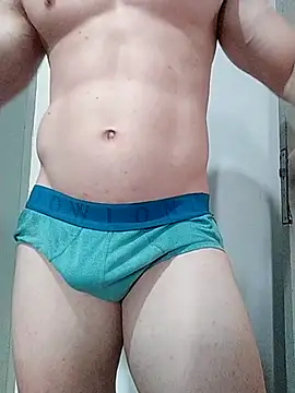 brankinho28 online show from November 1, 2025, 6:13 pm