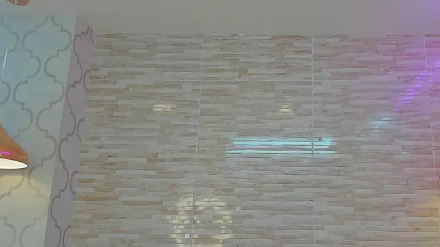 AliceVegga online show from November 28, 2025, 3:07 am