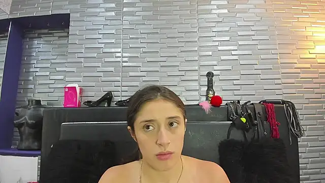 Snapshot of KatyVelvet chatting on November 21, 2025, 4:28 pm KatyVelvet online show from November 21, 2025, 4:28 pm