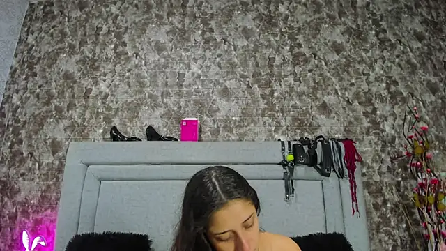 Snapshot of KatyVelvet chatting on November 7, 2025, 2:16 am KatyVelvet online show from November 7, 2025, 2:16 am