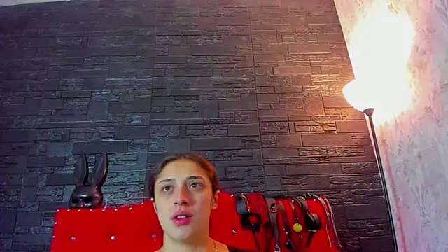 Snapshot of KatyVelvet chatting on September 23, 2025, 2:40 am KatyVelvet online show from September 23, 2025, 2:40 am