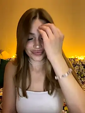 Snapshot of Elizabeth_Tay chatting on September 30, 2025, 5:19 pm Elizabeth Tay online show from September 30, 2025, 5:19 pm