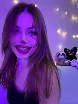 Snapshot of Elizabeth_Tay chatting on October 31, 2025, 5:53 pm Elizabeth Tay online show from October 31, 2025, 5:53 pm