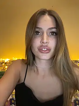 Snapshot of Elizabeth_Tay chatting on September 25, 2025, 5:30 pm Elizabeth Tay online show from September 25, 2025, 5:30 pm