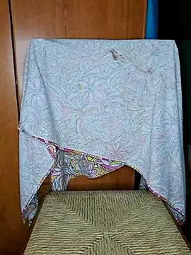 Snapshot of Miciaincalor chatting on September 21, 2025, 8:58 pm Miciaincalor online show from September 21, 2025, 8:58 pm