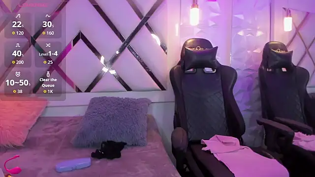 Annie girl2 online show from October 24, 2025, 12:15 pm