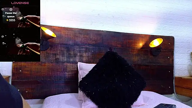 Snapshot of JhosuaVega chatting on October 17, 2025, 6:53 pm JhosuaVega online show from October 17, 2025, 6:53 pm