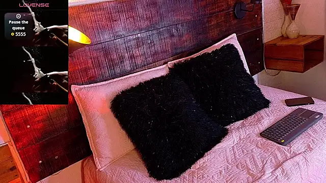 Snapshot of JhosuaVega chatting on October 10, 2025, 7:58 pm JhosuaVega online show from October 10, 2025, 7:58 pm