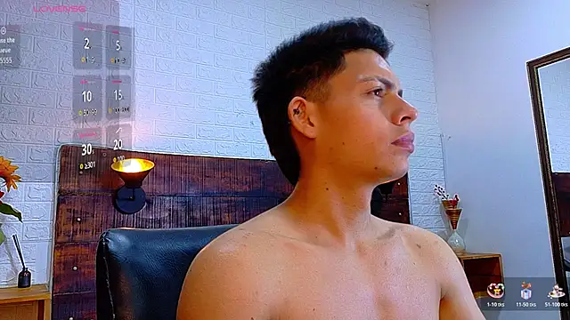 Snapshot of JhosuaVega chatting on November 1, 2025, 10:58 pm JhosuaVega online show from November 1, 2025, 10:58 pm