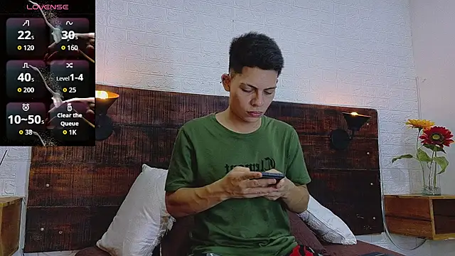 Snapshot of JhosuaVega chatting on October 5, 2025, 12:34 am JhosuaVega online show from October 5, 2025, 12:34 am