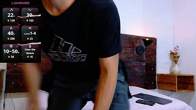 Snapshot of JhosuaVega chatting on October 9, 2025, 6:52 pm JhosuaVega online show from October 9, 2025, 6:52 pm