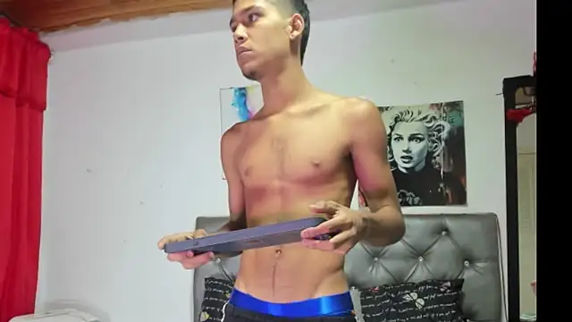 Snapshot of xxKamadevaxx chatting on October 9, 2025, 12:38 pm xxKamadevaxx online show from October 9, 2025, 12:38 pm