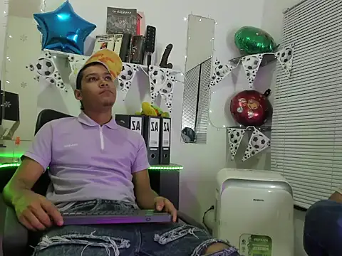 xxKamadevaxx online show from July 1, 2026, 1:22 pm
