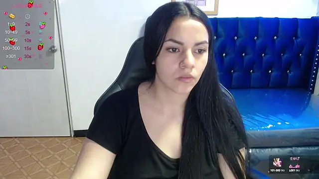 Mialover v online show from September 26, 2025, 12:56 pm