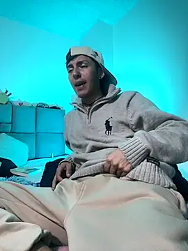 Snapshot of NaytonFreeman chatting on October 24, 2025, 11:48 pm NaytonFreeman online show from October 24, 2025, 11:48 pm