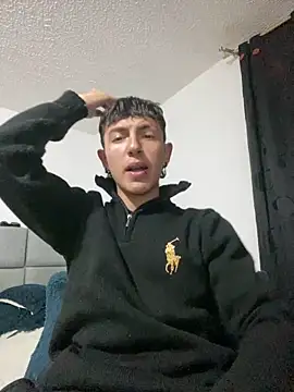 Snapshot of NaytonFreeman chatting on September 30, 2025, 11:33 pm NaytonFreeman online show from September 30, 2025, 11:33 pm