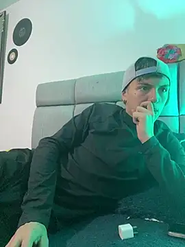 Snapshot of NaytonFreeman chatting on February 19, 2026, 12:13 pm NaytonFreeman online show from February 19, 2026, 12:13 pm