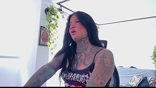 Snapshot of Unatatuada chatting on September 30, 2025, 6:36 pm Unatatuada online show from September 30, 2025, 6:36 pm