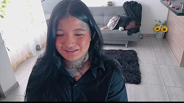 Snapshot of Unatatuada chatting on September 18, 2025, 9:18 pm Unatatuada online show from September 18, 2025, 9:18 pm