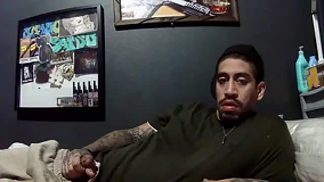 busnfatnutsLildee online show from December 22, 2025, 8:47 am