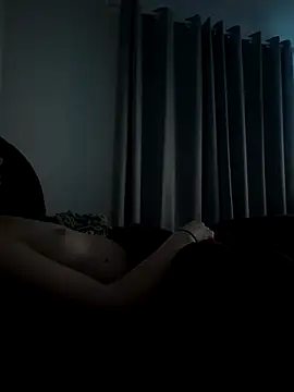 IceEyesUK online show from October 29, 2025, 11:25 pm