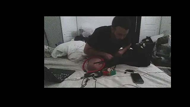 jasoncali305 online show from September 12, 2025, 8:19 pm