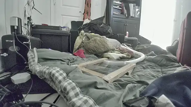 jasoncali305 online show from March 21, 2026, 8:24 pm